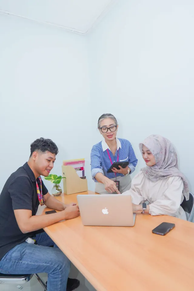 Ruang Kantor di Kampus Mugas, foto 8 dari 22