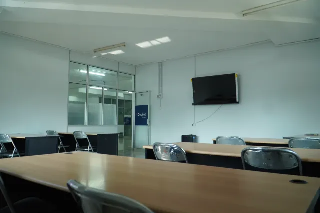 Coworking Space di Kampus Mugas, foto 7 dari 38